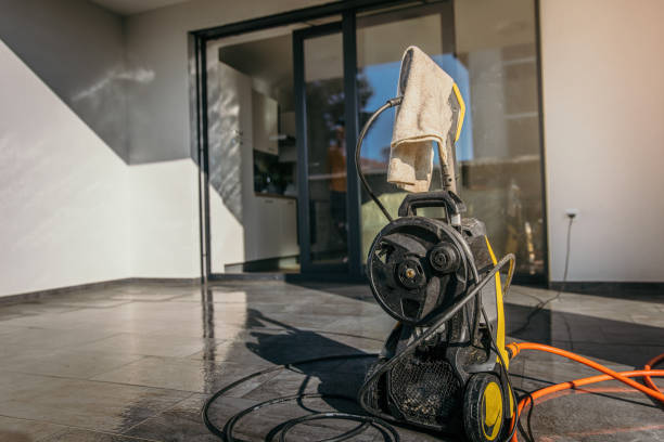 Best Gutter Cleaning  in Oriole Beach, FL